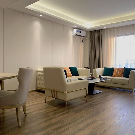 Bole Jing Pin Hotel シアヌークビル エクステリア 写真