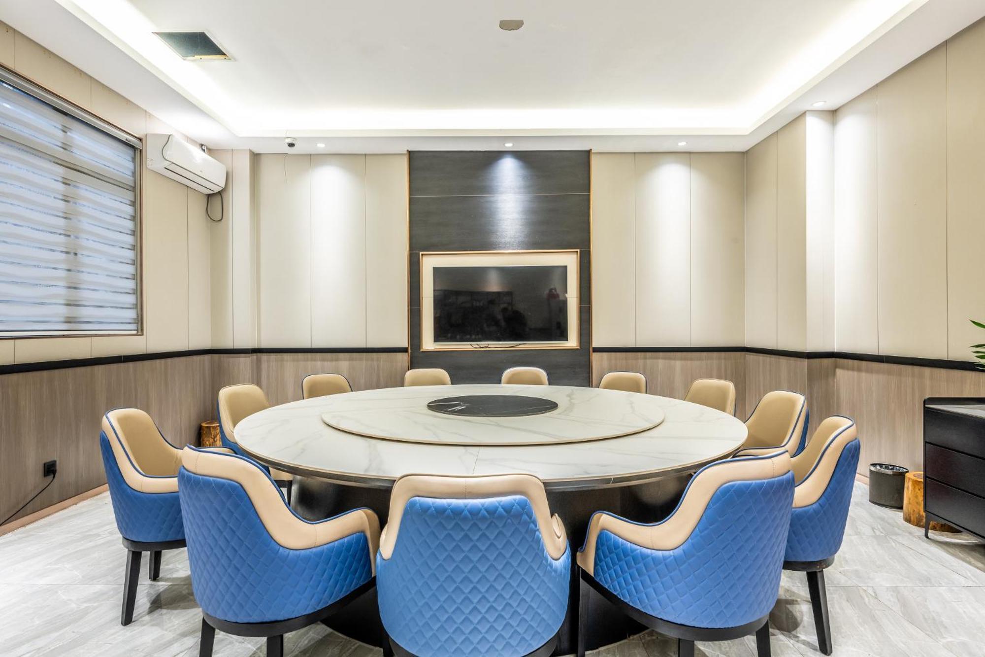 Bole Jing Pin Hotel シアヌークビル エクステリア 写真